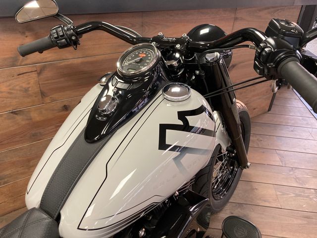 harley-davidson - softail-slim