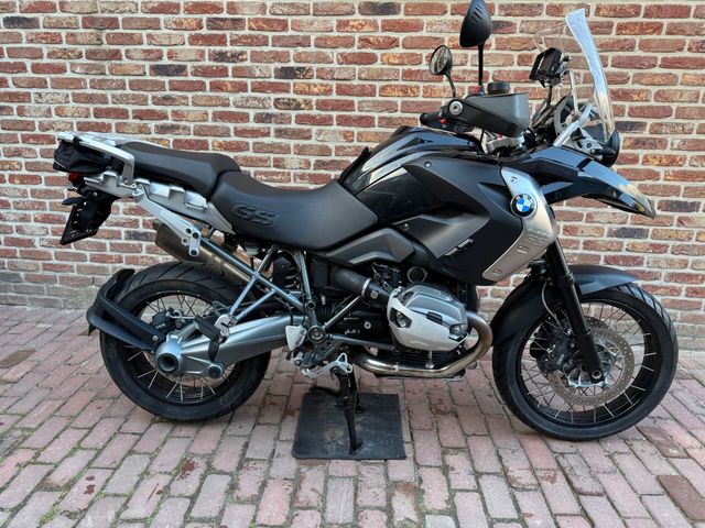 bmw - r-1200-gs-triple-black-edition