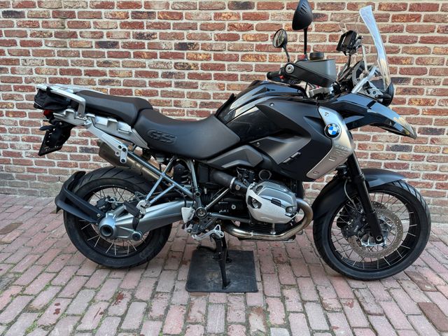 bmw - r-1200-gs-triple-black-edition