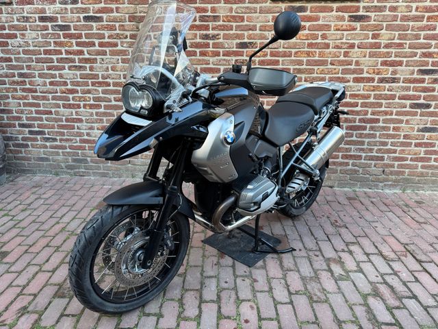 bmw - r-1200-gs-triple-black-edition