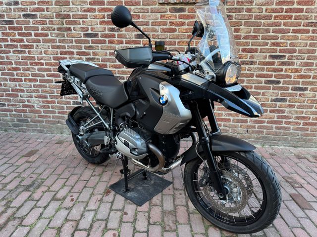 bmw - r-1200-gs-triple-black-edition