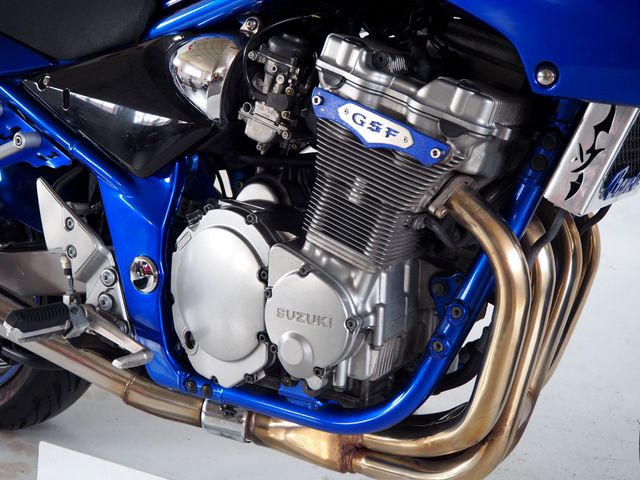 suzuki - gsf-600-s-bandit