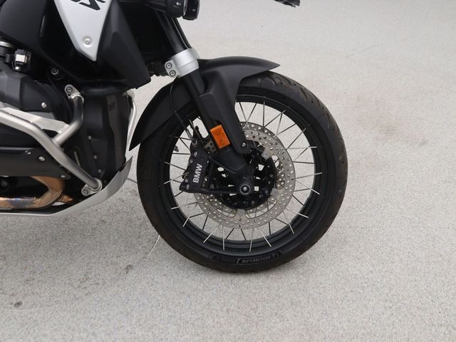 bmw - r-1300-gs