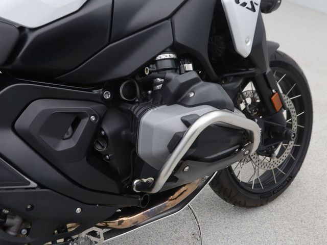 bmw - r-1300-gs