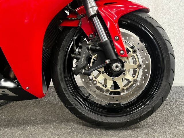 honda - cbr-1000-rr-fireblade
