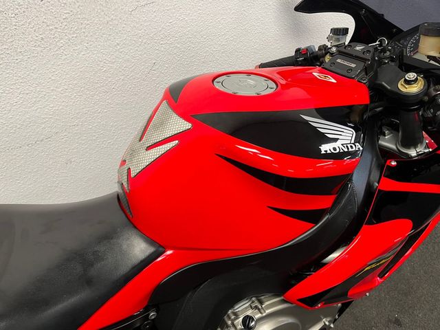 honda - cbr-1000-rr-fireblade