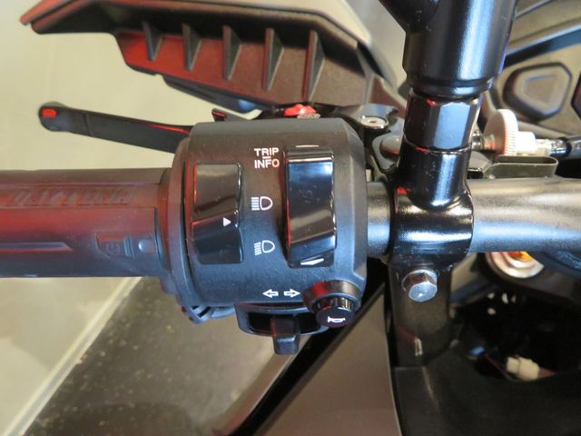 yamaha - tracer-7