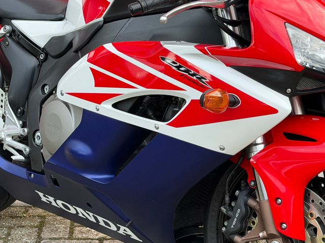 honda - cbr-1000-rr-fireblade