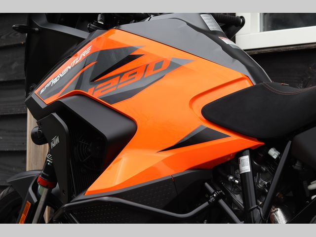 ktm - 1290-super-adventure-s