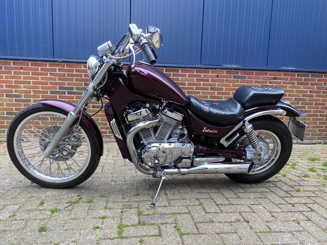 suzuki - vs-750-intruder