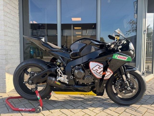 honda - cbr-1000-rr-fireblade