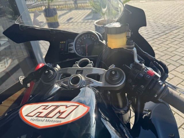 honda - cbr-1000-rr-fireblade
