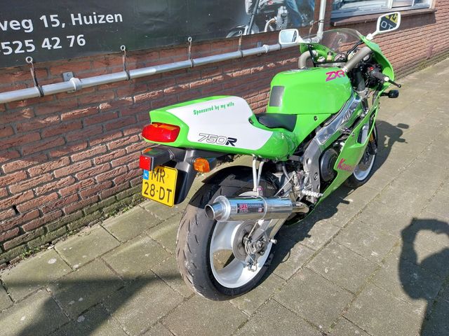 kawasaki - zxr-750-rr