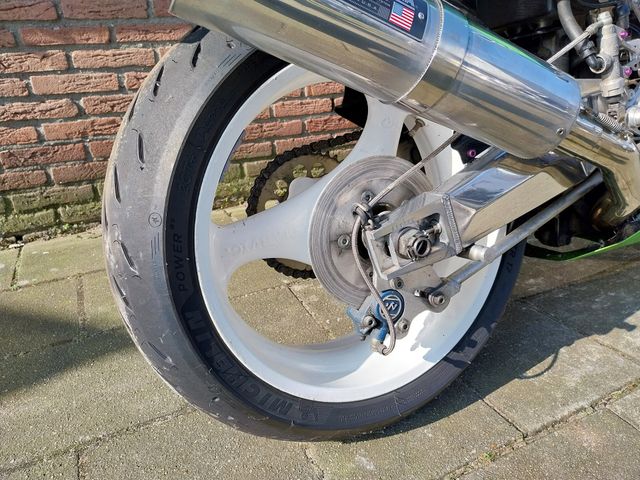 kawasaki - zxr-750-rr