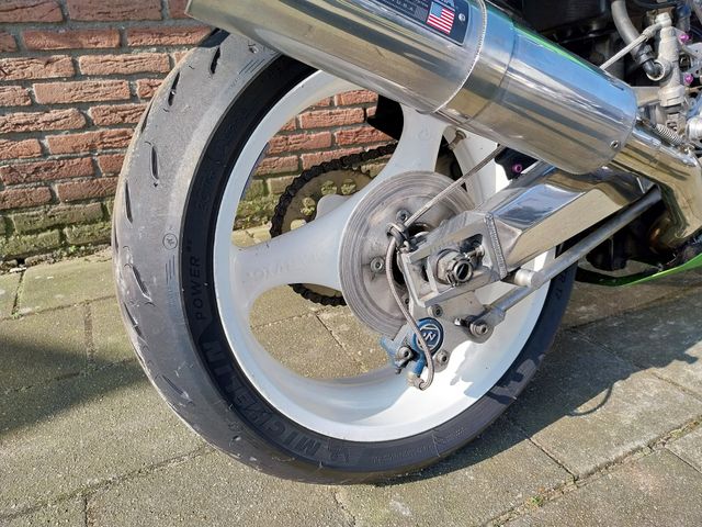 kawasaki - zxr-750-rr