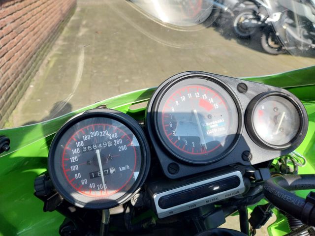 kawasaki - zxr-750-rr