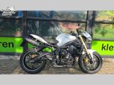 TRIUMPH STREET TRIPLE 675
