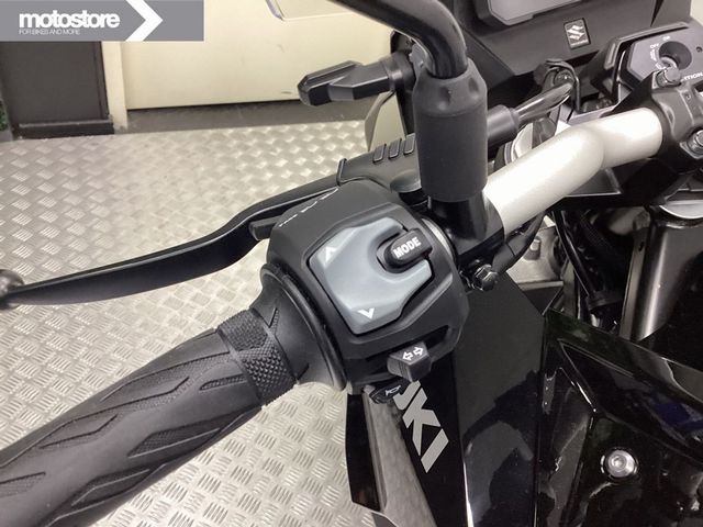 suzuki - v-strom-800