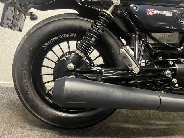 moto-guzzi - v-9-bobber