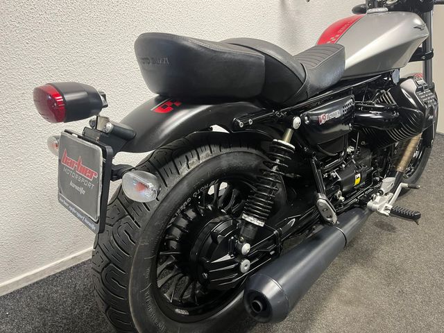 moto-guzzi - v-9-bobber