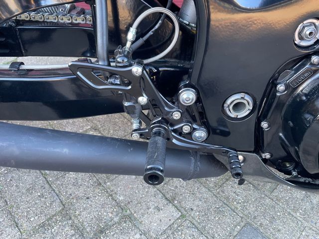 suzuki - gsx-r-1300-hayabusa