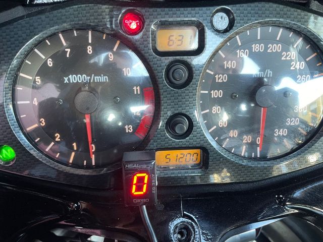 suzuki - gsx-r-1300-hayabusa