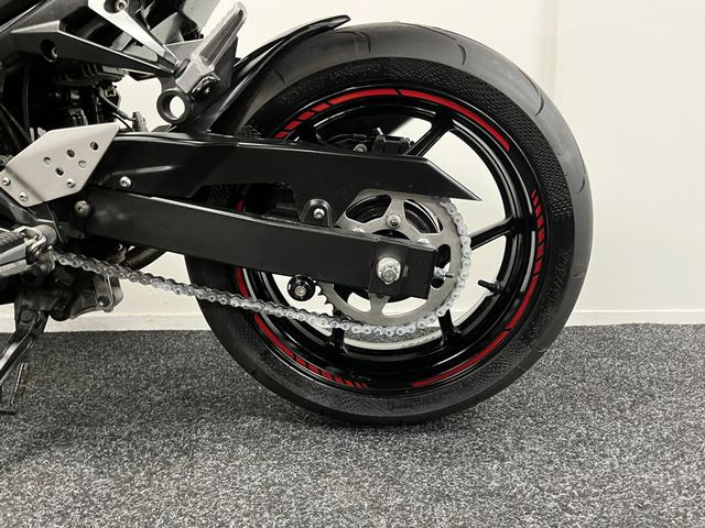 kawasaki - z-750-abs