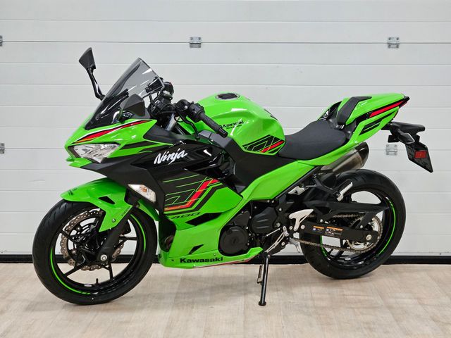 kawasaki - ninja-400