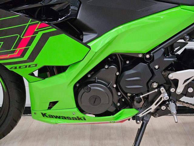 kawasaki - ninja-400