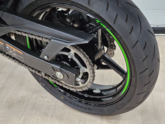 kawasaki - ninja-400