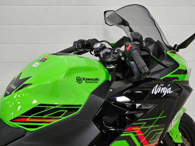 kawasaki - ninja-400