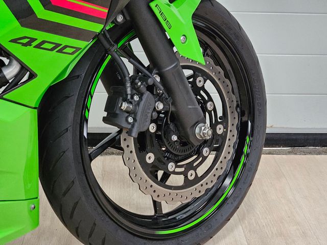 kawasaki - ninja-400