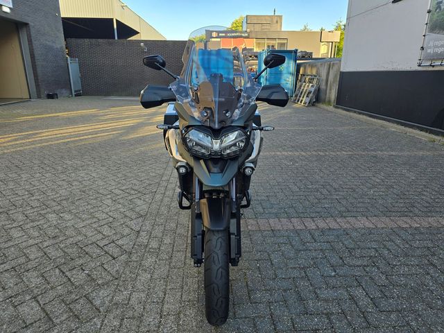 triumph - tiger-1200-xca