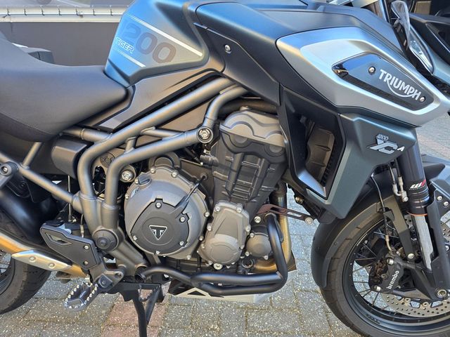 triumph - tiger-1200-xca
