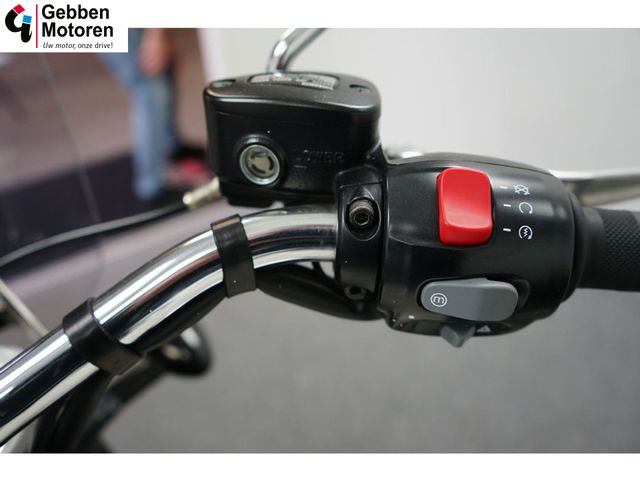 triumph - bonneville-speedmaster