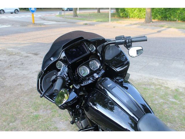 harley-davidson - road-glide-st