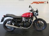 TRIUMPH STREET TWIN
