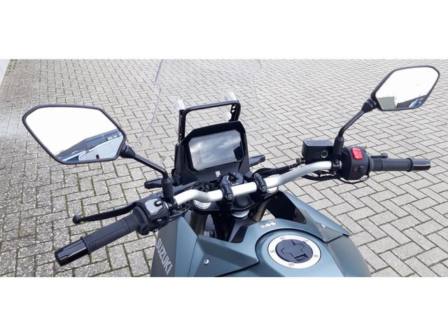 suzuki - v-strom-800