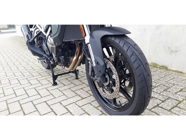 suzuki - v-strom-800