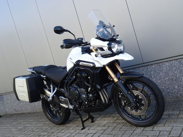 triumph - tiger-explorer