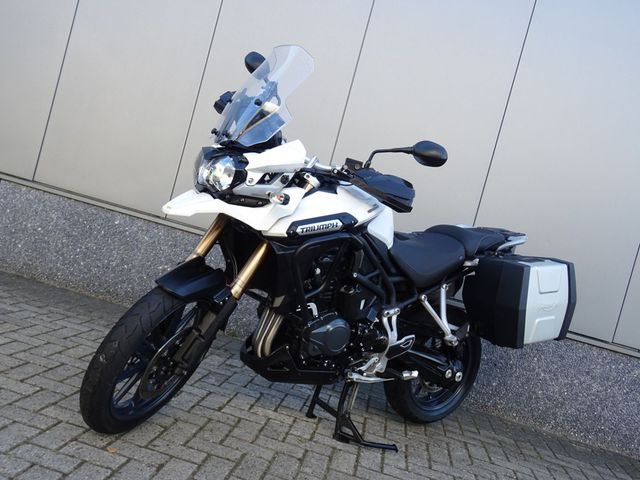 triumph - tiger-explorer