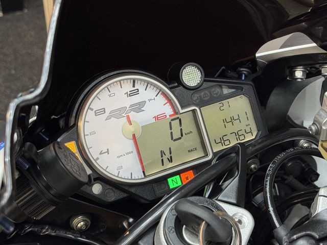 bmw - s-1000-rr