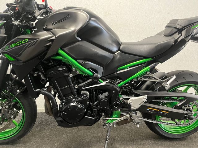 kawasaki - z900
