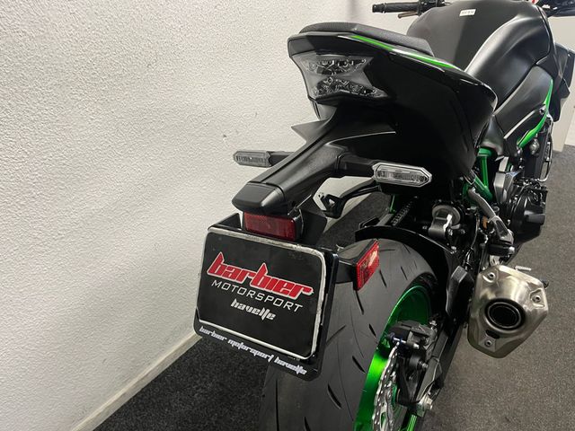 kawasaki - z900