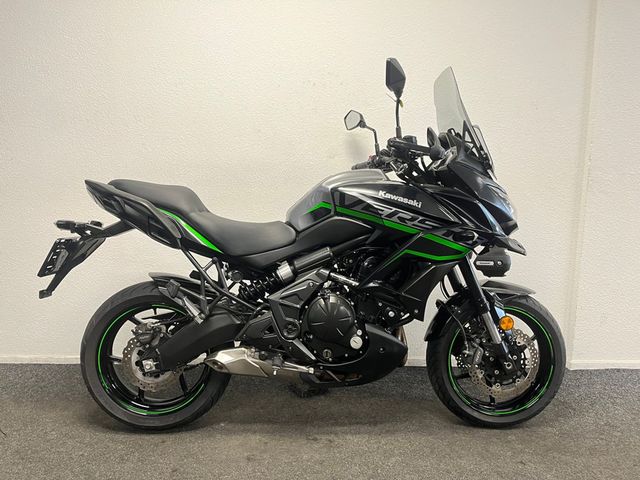 kawasaki - z900