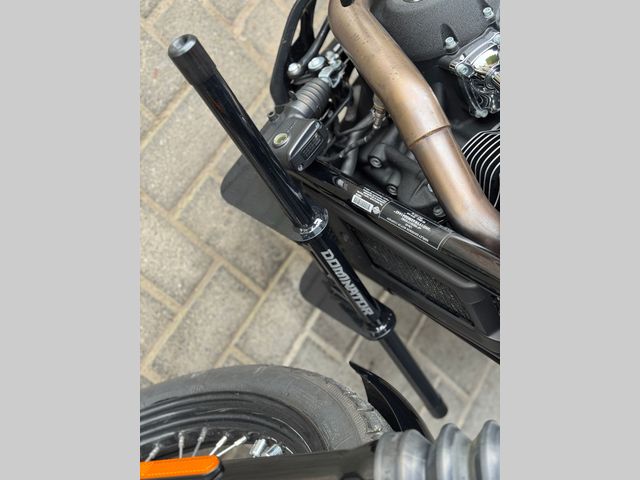 harley-davidson - street-bob-114-fxbbs