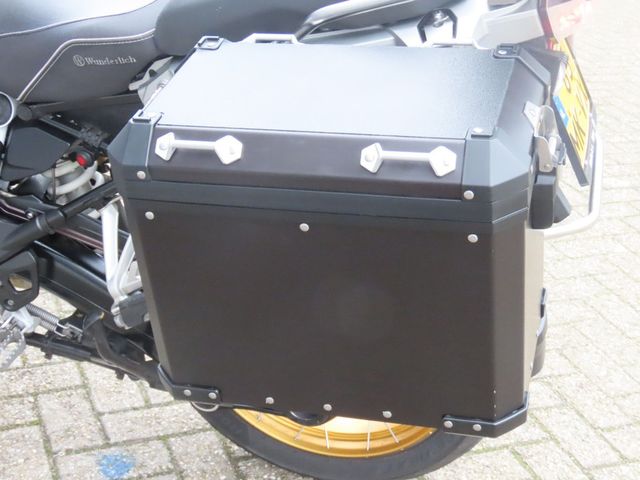 bmw - r-1250-gs-adventure