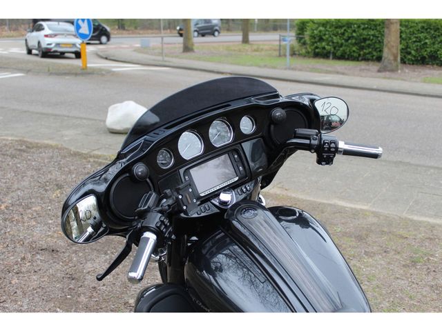 harley-davidson - street-glide-cvo-flhxse