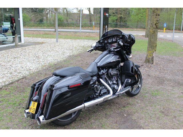 harley-davidson - street-glide-cvo-flhxse