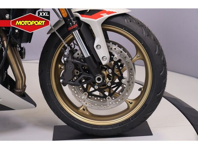 triumph - trident-800